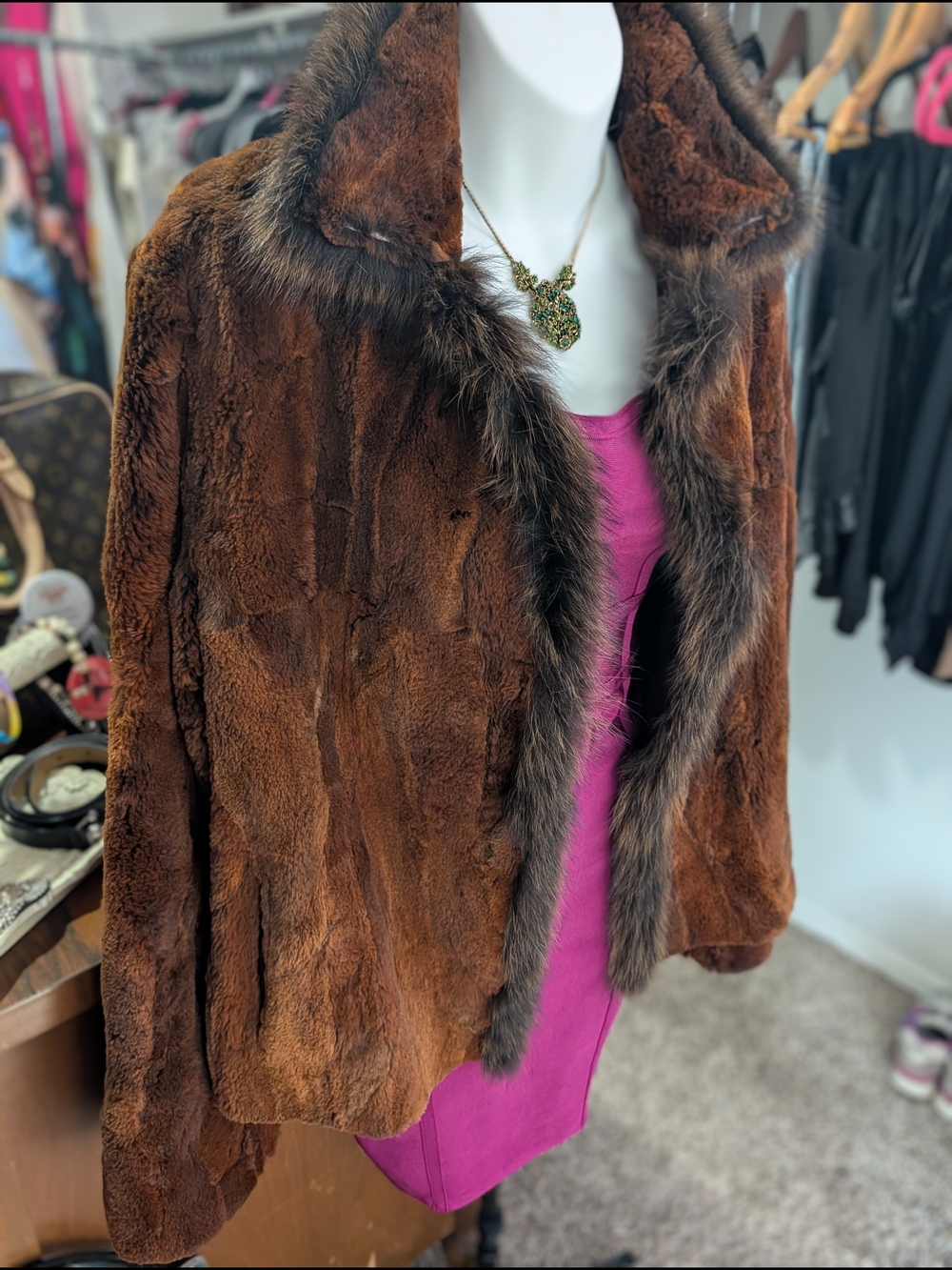 Brown Authentic Chinchilla Fur Jacket with Dark Trim - Picture 4 of 6